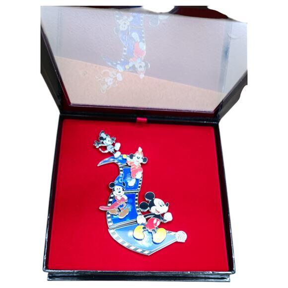 Disney 25th Anniversary Mickey Jumbo Pin Box Set Jason Peltz LE-NEW - Picture 3 of 9